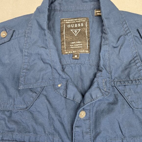 GUESS Men’s Blue Short Sleeve Button Up Shirt Size M - Picture 4 of 13